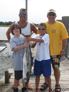 Johny Hallow, of Greenville, NC, caught this 20 lb., 39" king mackerel on a red-skirted cigar minnow between the C Buoy and the SE Bottoms. He was fishing off Bogue Inlet with John Hallow, Tim Colie, and Nickolas Colie.